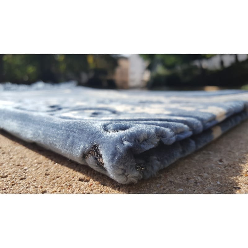 Tapis de Prière - motif fleurs - Fond Bleu ardoise Sana Tapis de prière > Velours 3700495404617 Librairie Musulmane Al-imen